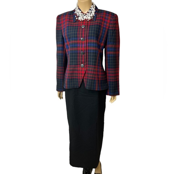 ELLEN TRACY LADYS SHORT BLAZER SIZE 12 CAN BE WORN WITH JEANS OR DRESS S…VEN23 - Picture 14 of 16